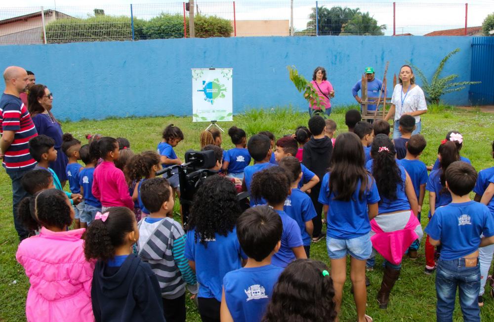Projeto Escola Mais Verde chega à Escola Municipal “São Carlos”