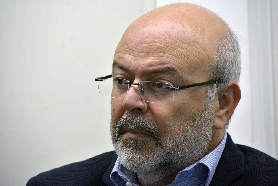 Conselheiro do TCE vai à Espanha, tornozeleira não funciona e STJ apreende passaporte