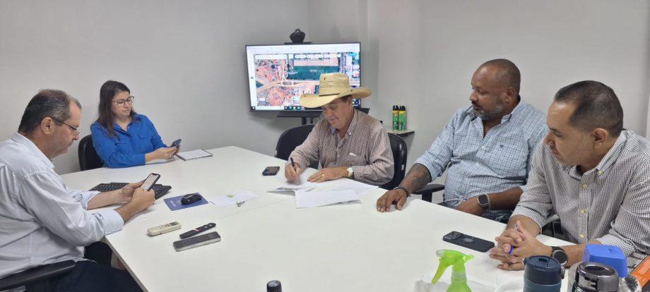 Guerreiro vai ao DNIT para tratar sobre o avanço das obras do contorno rodoviário