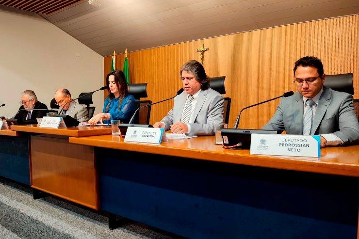 CCJR acata projeto que concede direito à paridade e integralidade a policiais CCJR acata projeto que concede direito à paridade e integralidade a policiais