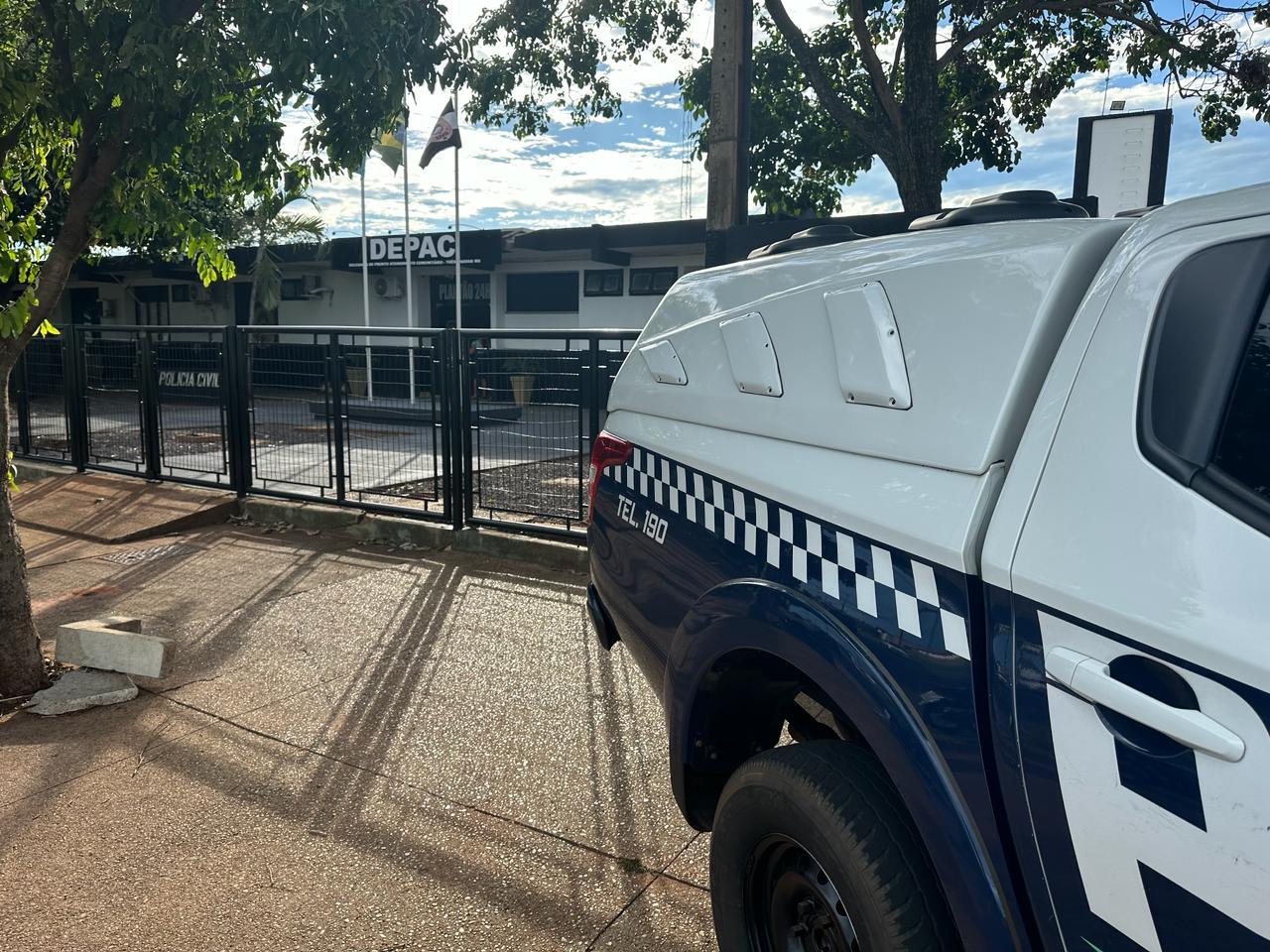 Homem com tornozeleira é preso após quebrar medida protetiva no Jardim Angélica Homem com tornozeleira é preso após quebrar medida protetiva no Jardim Angélica