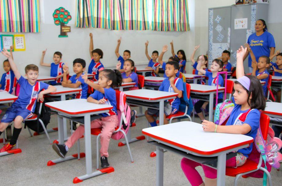 Três Lagoas avança na educação com inauguração de obras do PROETI em duas escolas municipais Três Lagoas avança na educação com inauguração de obras do PROETI em duas escolas municipais