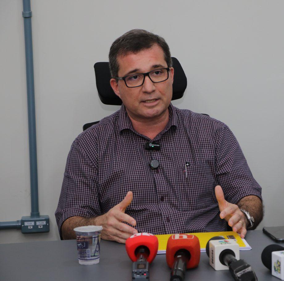 Prefeito Dr. Cassiano reúne imprensa e vereadores para dar transparência à PPP da iluminação pública em Três Lagoas Prefeito Dr. Cassiano reúne imprensa e vereadores para dar transparência à PPP da iluminação pública em Três Lagoas