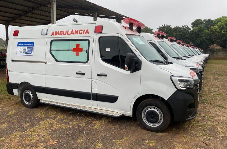 Ambulâncias e caminhonetes reforçam frota da Saúde em municípios e polos indígenas Ambulâncias e caminhonetes reforçam frota da Saúde em municípios e polos indígenas