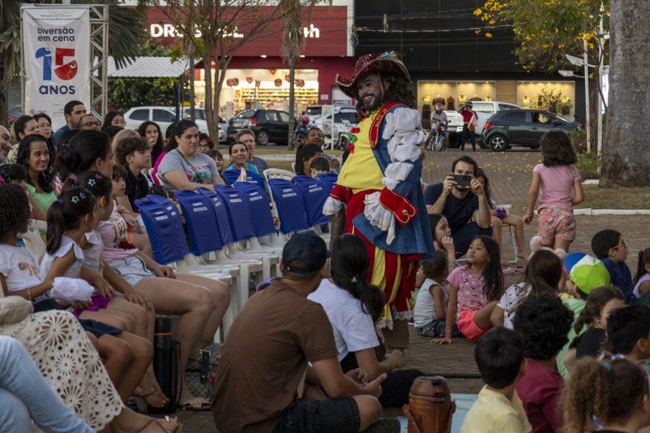 Peça “A Princesa Engasgada” encanta Três Lagoas com reflexões sobre superação e transformação social Peça “A Princesa Engasgada” encanta Três Lagoas com reflexões sobre superação e transformação social