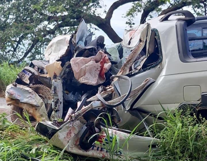 Duas pessoas morrem em acidente envolvendo veículo de empresa de Três Lagoas na MS 240