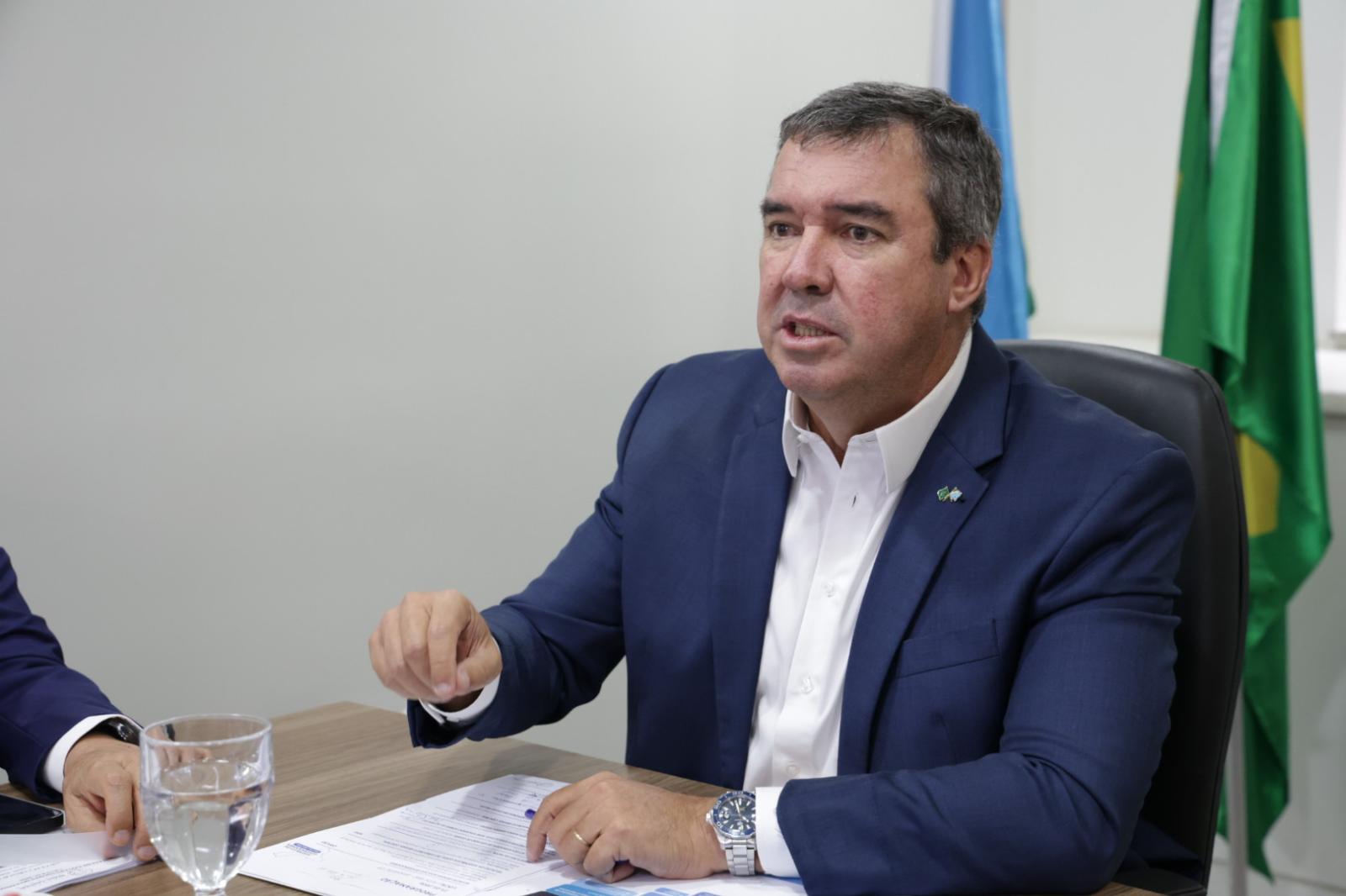 Riedel assume presidência de consórcio e defende ações conjuntas entre estados