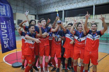 Escola Fernando Corrêa conquista título do futsal masculino Sub-17 dos JETs 2026