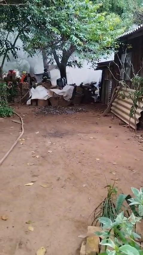 Incêndio atinge residência no bairro São Carlos em Três Lagoas
