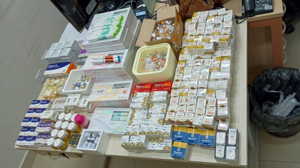 Mega operação apreende mais de 2,3 mil medicamentos irregulares e dezenas de cigarros eletrônicos