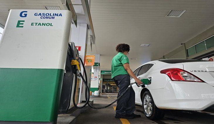 Pesquisa do Procon revela diferença de até 14% no preço dos combustíveis