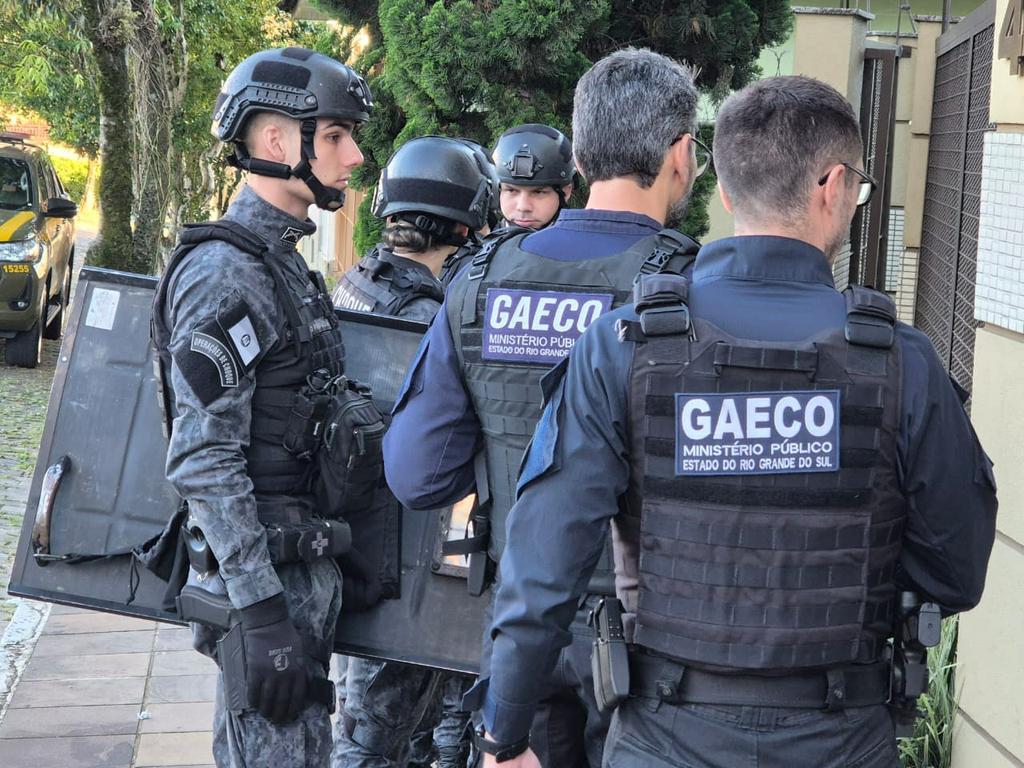 Gaeco desmonta esquema milionário que trocava vagas no SUS por contratos de livros em Mato Grosso do Sul