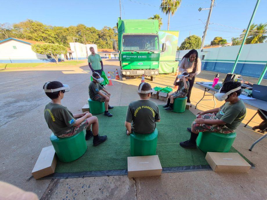 Crianças dos SCFVs da Assistência Social participam de projeto educativo sobre uso consciente da energia elétrica