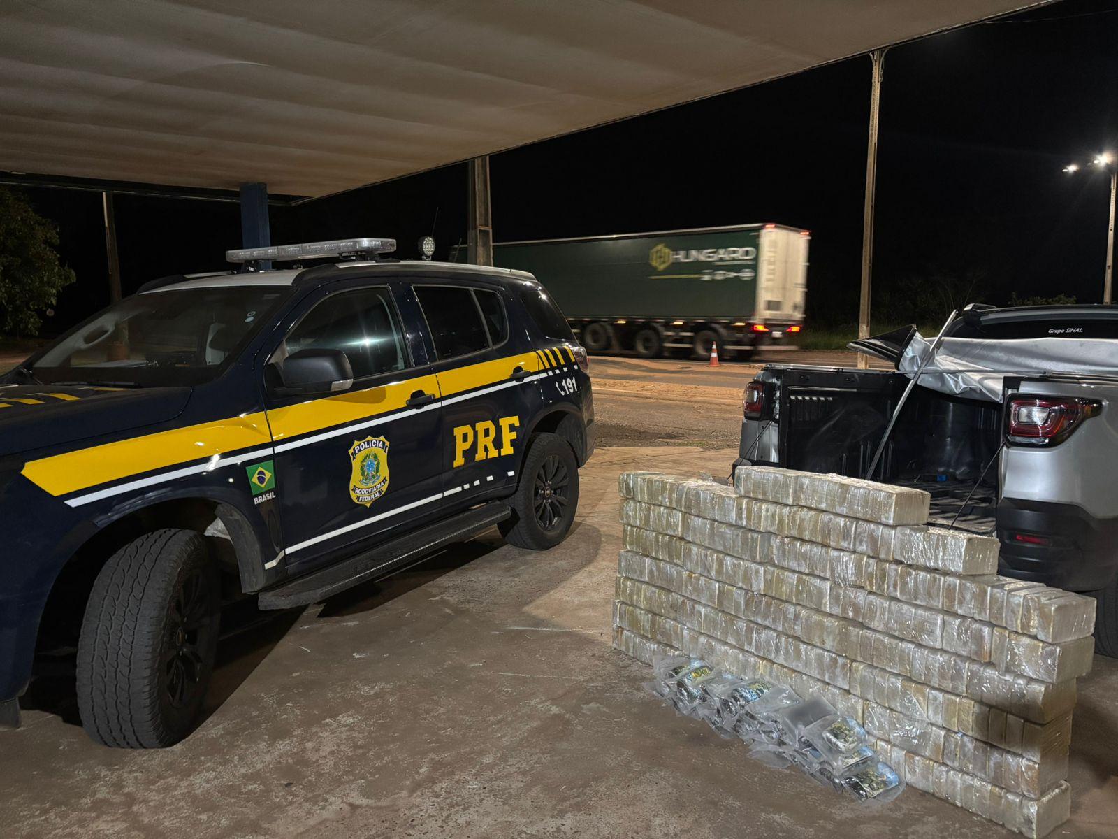 Carga milionária do crime é interceptada pela PRF na BR 262 em Água Clara