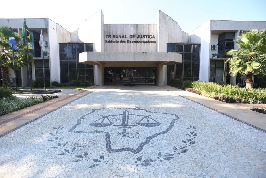 Justiça domina ranking das maiores rendas em MS e titulares de cartório recebem em média R$ 289 mil por mês