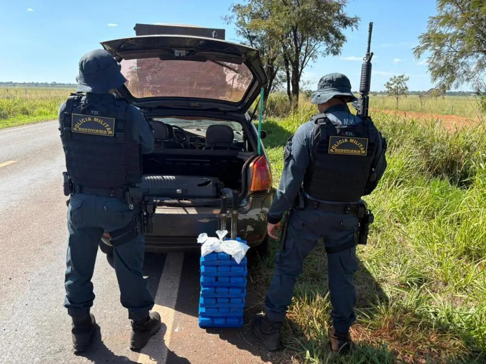 Viagem termina em flagrante e PMR intercepta carregamento de drogas avaliado em R$ 143 mil na MS-395