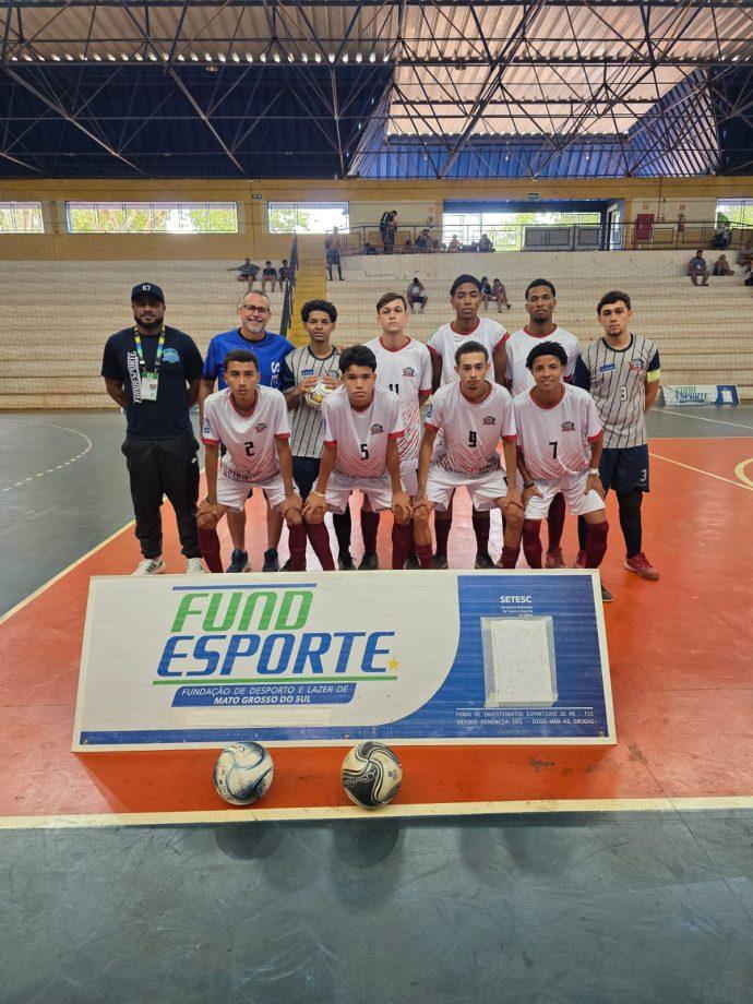 Futsal masculino da SEJUVEL estreia com vitória emocionante nos Jogos Escolares da Juventude de MS
