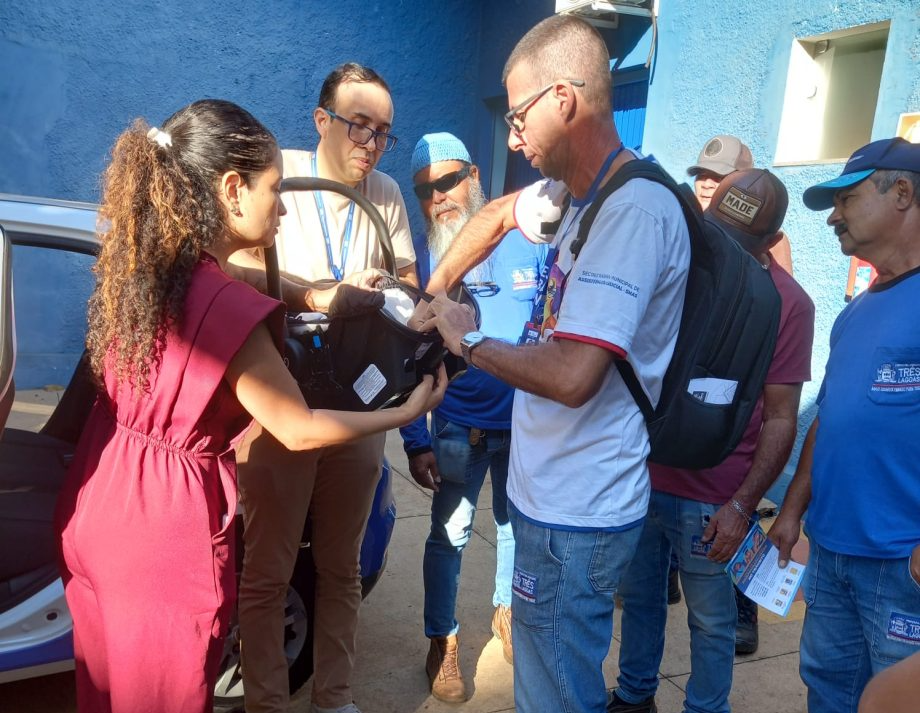 Motoristas da Assistência Social recebem capacitação para transporte seguro de recém-nascidos