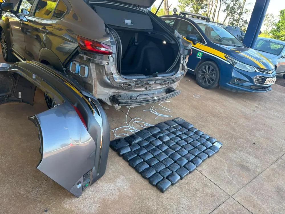 PRF apreende 41,4 kg de haxixe escondidos em carro durante fiscalização na BR-262