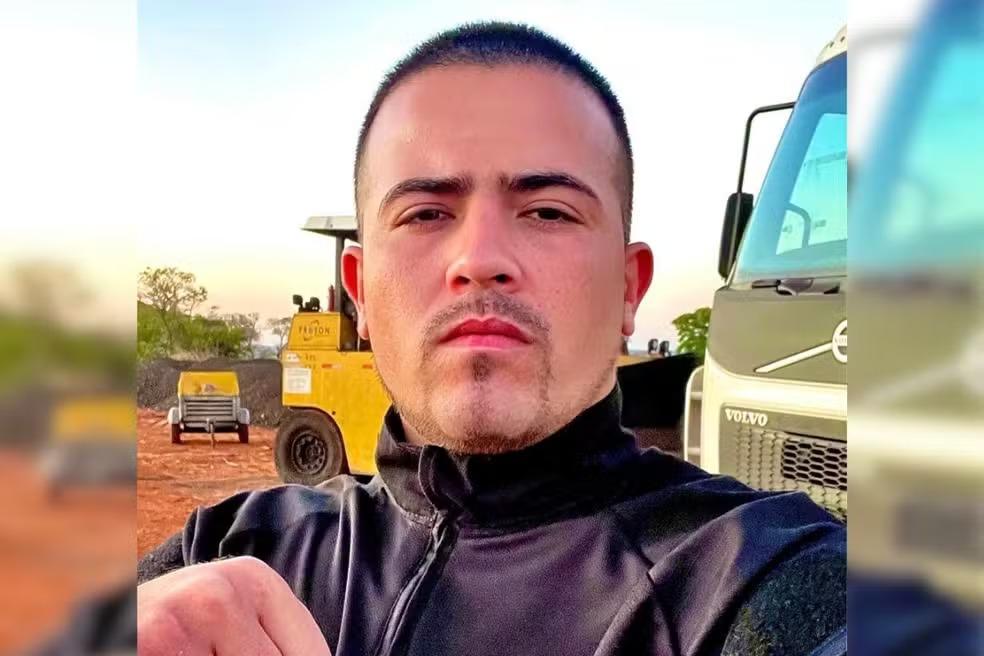 Jovem de 29 anos morre afogado após cair de barco durante pescaria com o pai