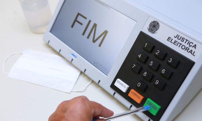 Justiça Eleitoral garante transporte e urnas adaptadas para PCD