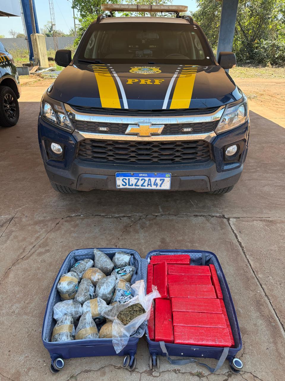 PRF apreende mais de 33 kg de maconha e skunk em veículo de aplicativo na BR-262