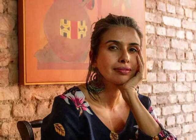 Casa do Artesão recebe lançamento de livro da escritora Mariana Vilela