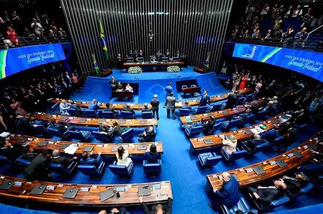 Senado aprova fim da escala 6×1 com apoio unânime dos senadores de MS