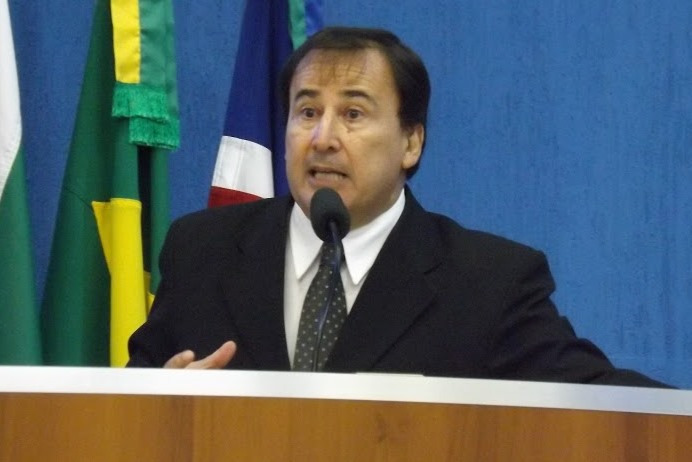 Vereador defende volta da jornada de 6h para servidores públicos