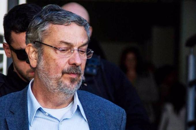 Palocci pede prisão domiciliar para delatar Lula
