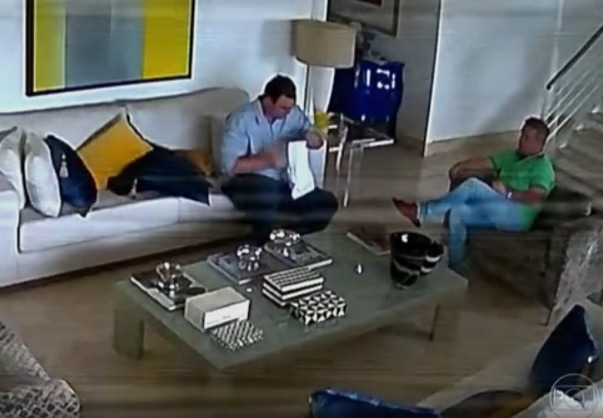 Superintendente da Sefaz-MS recebeu R$ 100 mil de propina, diz Superintendente da Sefaz-MS recebeu R$ 100 mil de propina, diz 'Polaco' em áudio