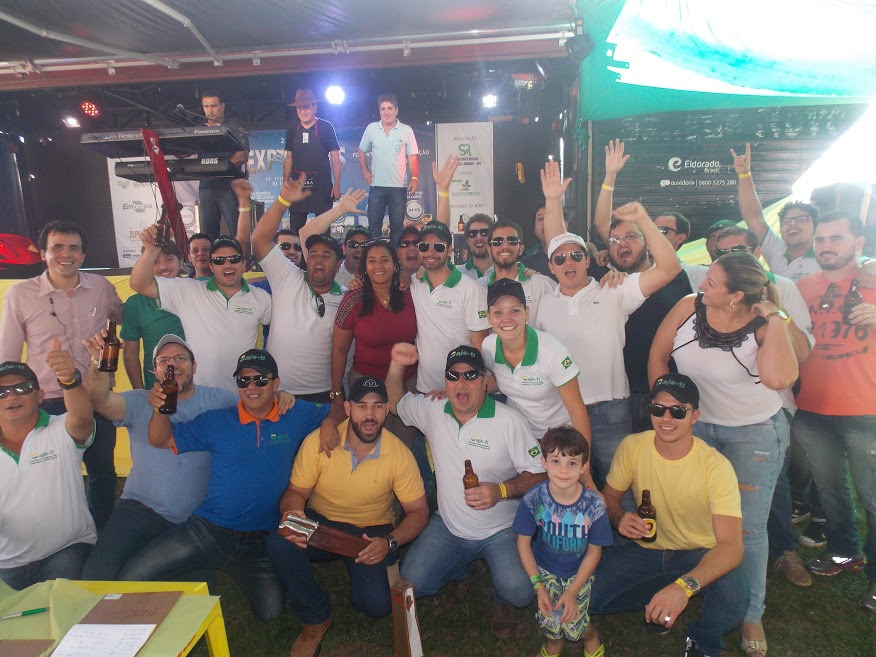 Público elege a Associação de Jovens Empresários com o melhor churrasco