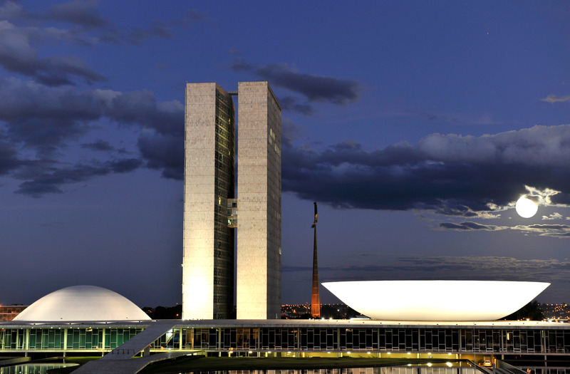 Câmara instala comissão para analisar fim de coligações em eleições proporcionais