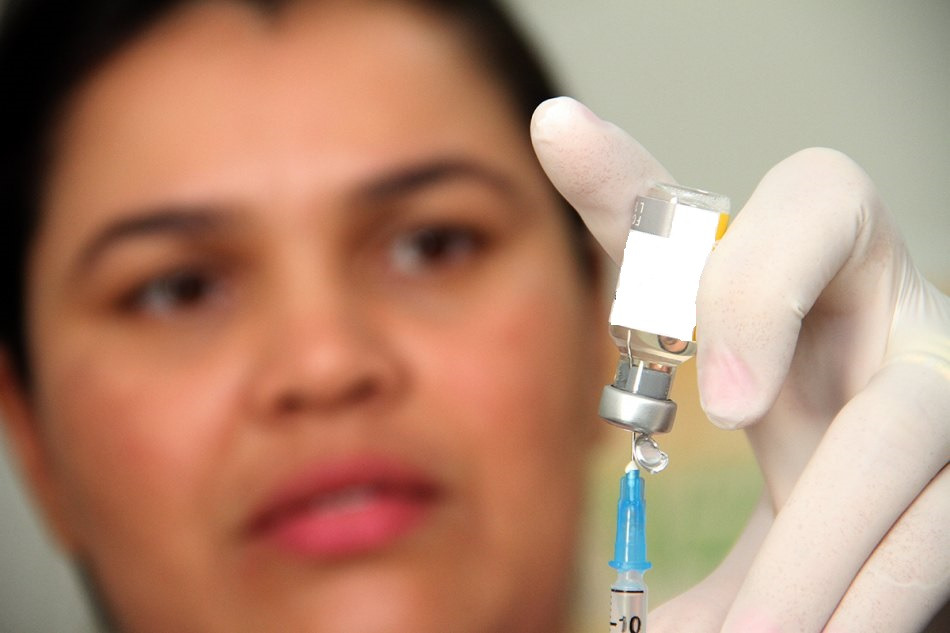 Doses da vacina para grupos não prioritários acabaram em algumas unidades de Saúde