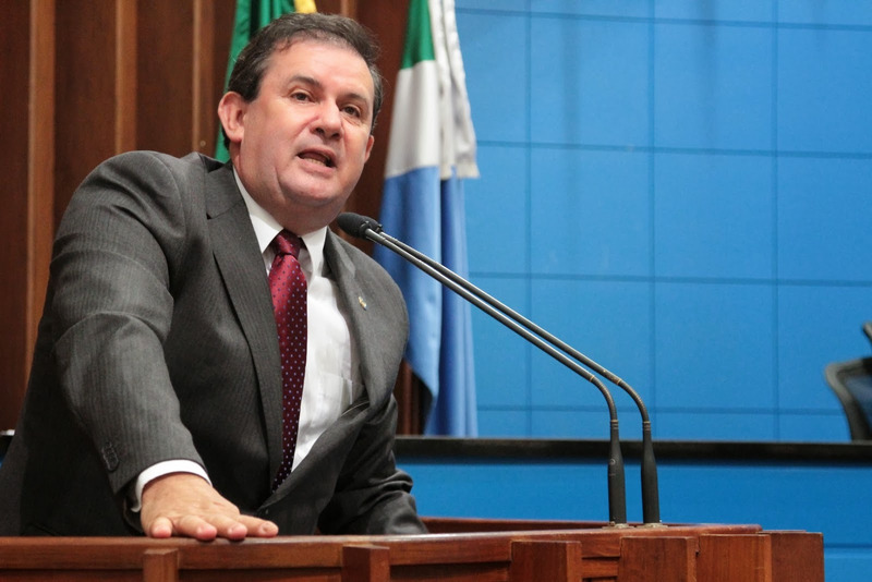 Projeto de Eduardo Rocha proíbe uso de capacete em estabelecimentos comerciais