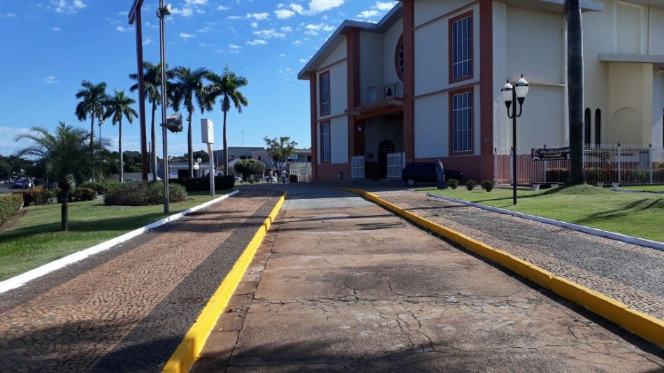 Na véspera do aniversário, área central e Igreja Matriz recebem últimos reparos