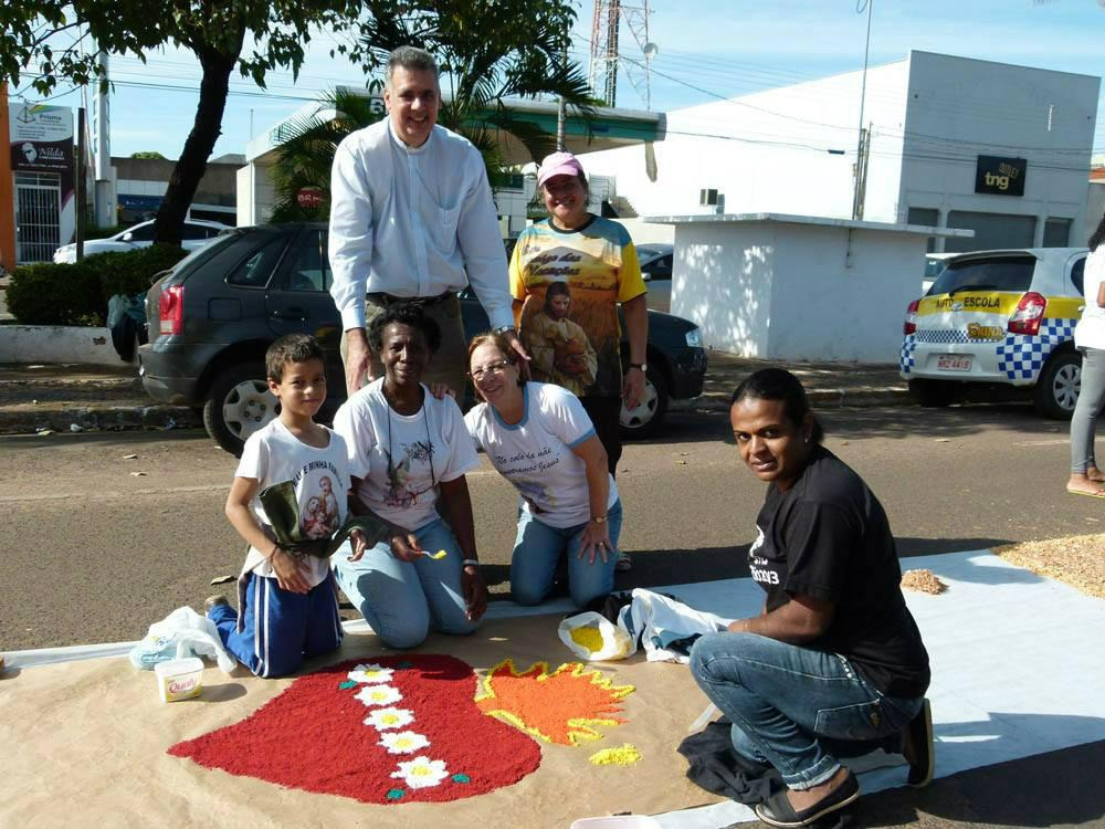 Desfile Cívico e Procissão de Corpus Christi acontecem nesta quinta Desfile Cívico e Procissão de Corpus Christi acontecem nesta quinta
