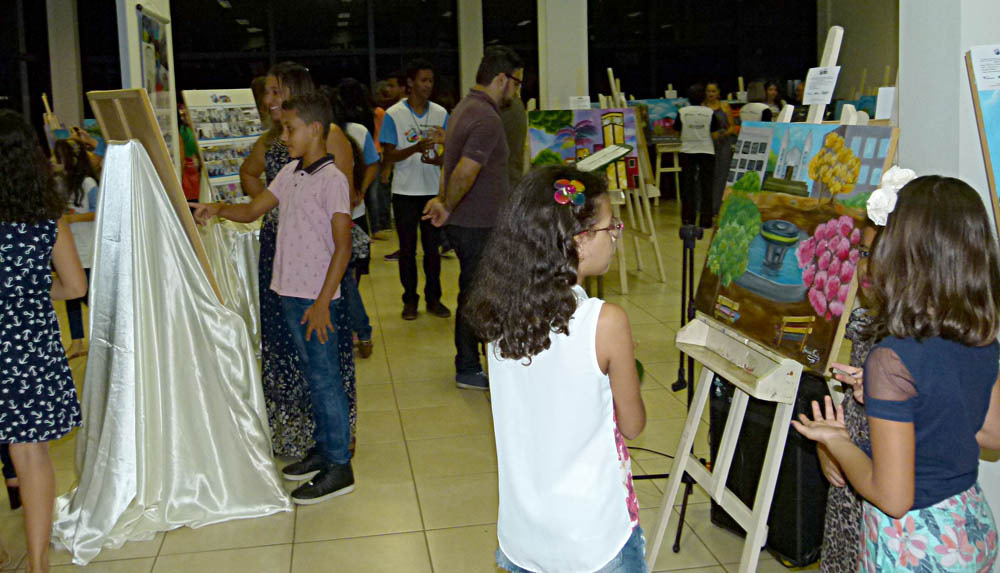 Projeto cultural apoiado pela Fibria homenageia os 102 anos de Três Lagoas Projeto cultural apoiado pela Fibria homenageia os 102 anos de Três Lagoas