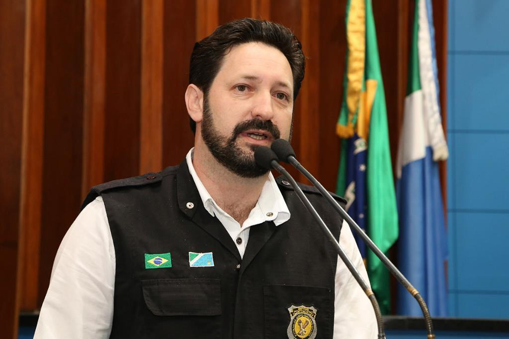 Sindicalistas rebatem argumentos do Estado para não reajustar salário Sindicalistas rebatem argumentos do Estado para não reajustar salário