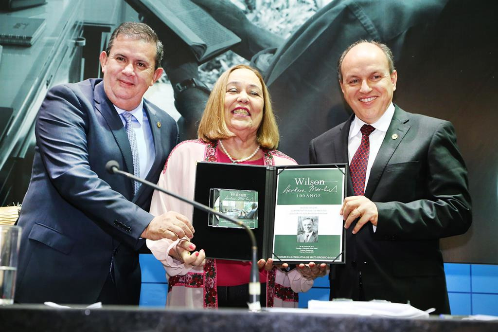 Proposta por Eduardo Rocha, Assembleia homenageia 100 anos de ex-governador Proposta por Eduardo Rocha, Assembleia homenageia 100 anos de ex-governador