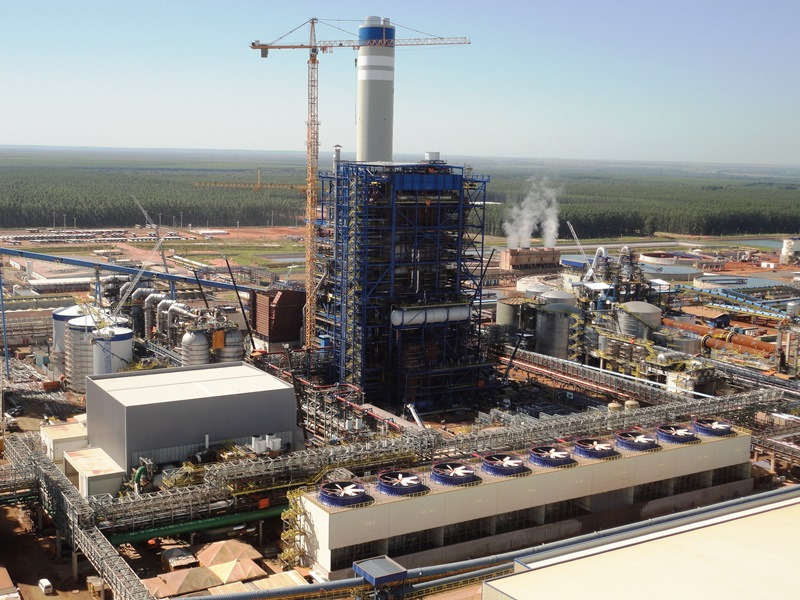 Nova fábrica de celulose da Fibria realiza 1ª queima de combustível na caldeira