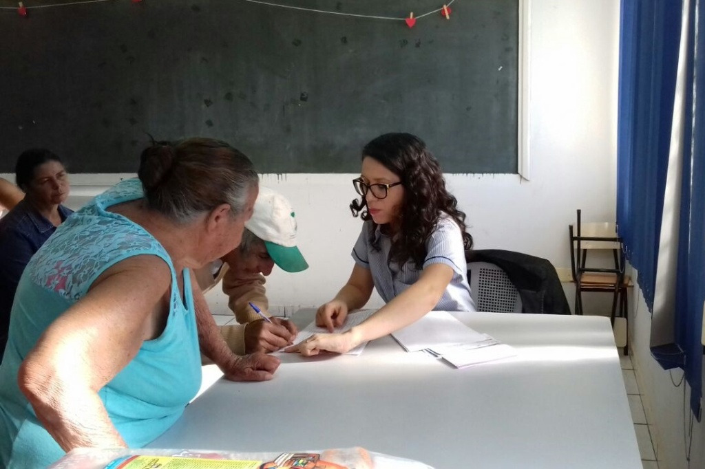 População carente de Brasilândia recebe benefício do município