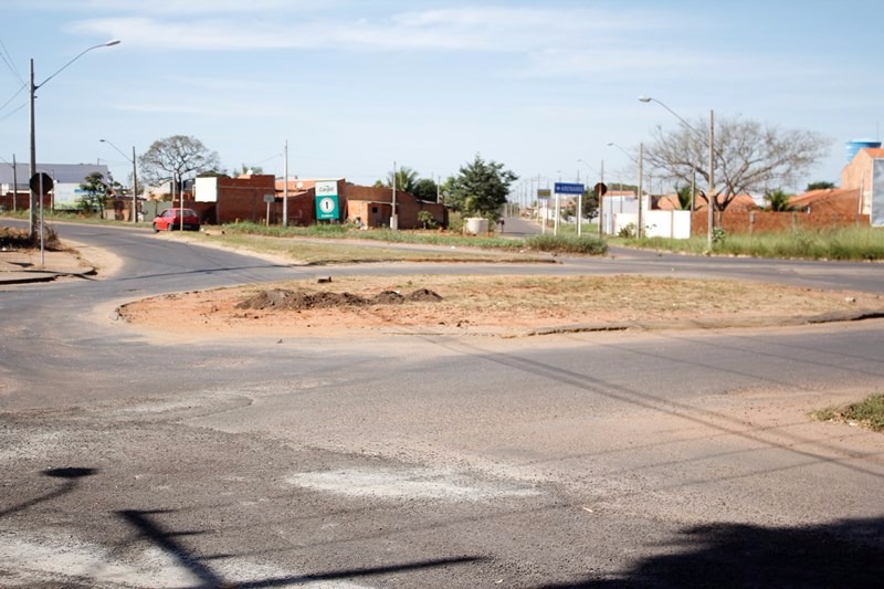 Pavimento asfáltico da via de acesso ao Jupiá será reconstruído