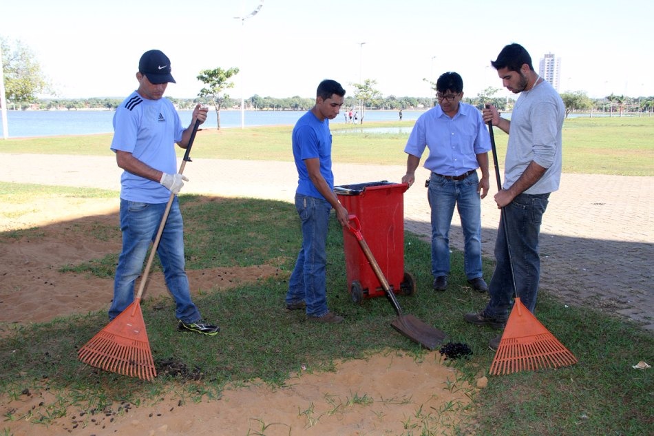 Fezes das capivaras da Lagoa Maior serão transformadas em adubo orgânico Fezes das capivaras da Lagoa Maior serão transformadas em adubo orgânico