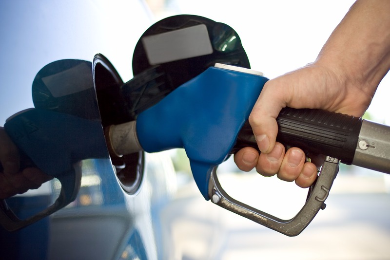 Litro da gasolina pode passar de R$ 4,70 com reajuste de PIS/Cofins Litro da gasolina pode passar de R$ 4,70 com reajuste de PIS/Cofins