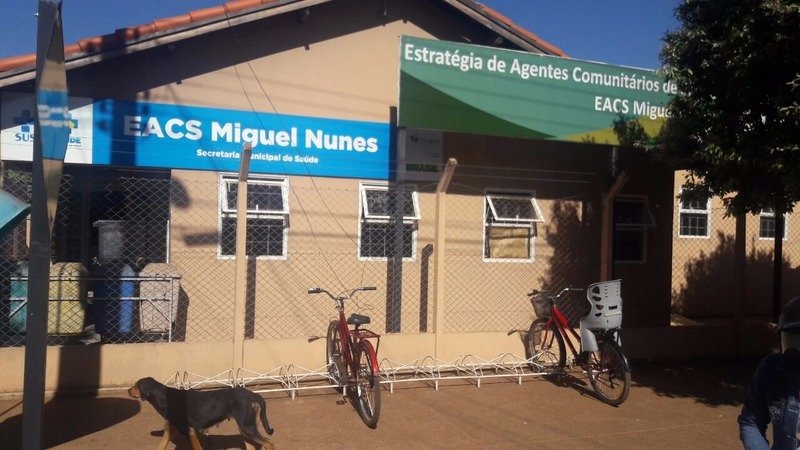 Agente de saúde é atacada por escorpião dentro de postinho Agente de saúde é atacada por escorpião dentro de postinho
