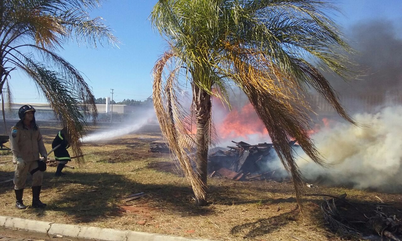PAM é colocado em prática durante incêndio de alto risco no distrito industrial de Três Lagoas