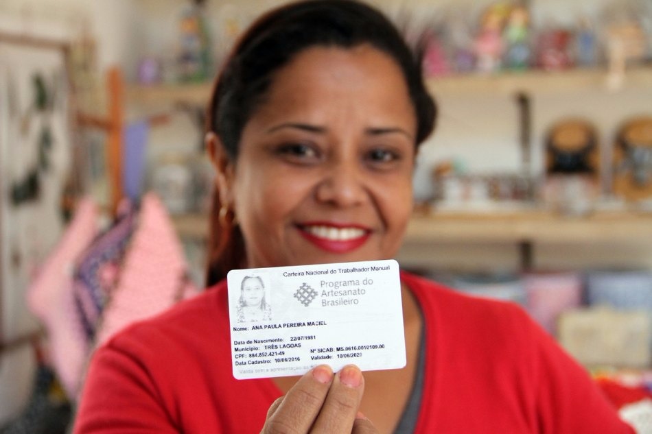 Cultura promove hoje cadastro de artesãos e emite carteirinha