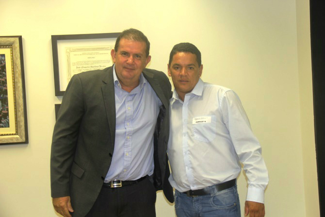 Deputado Eduardo Rocha recebe vereador do município de Três Lagoas