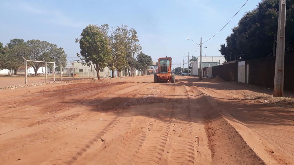 Ações da SEINTRA melhoram trânsito e infraestrutura nos bairros
